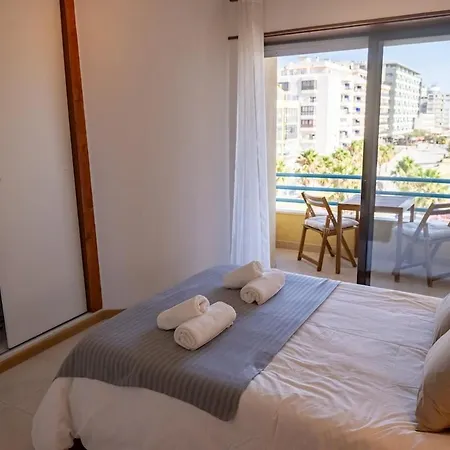 Front Flat With Ocean View * Costa da Caparica