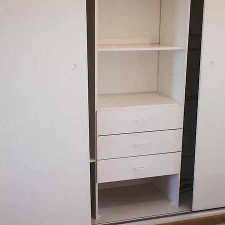 Front Flat With Ocean View Apartment *